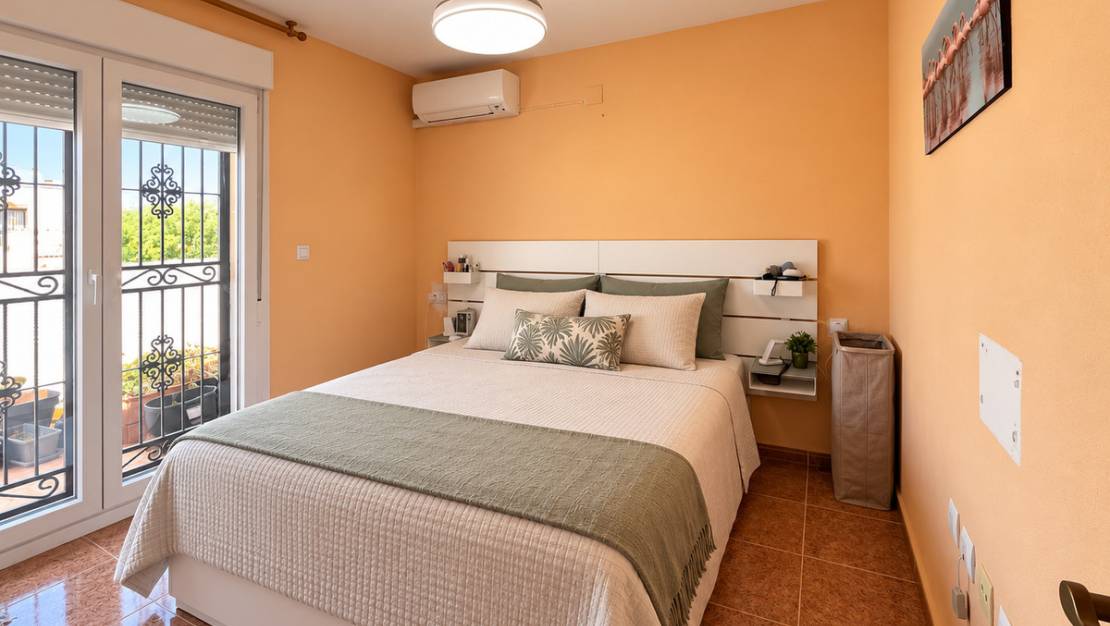Venta - Chalet - Benidorm - Urb Entre Naranjos