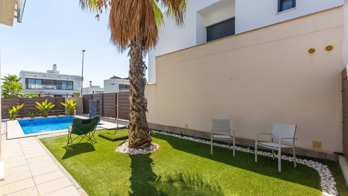 Venta - Chalet - Benidorm - Urb Entre Naranjos