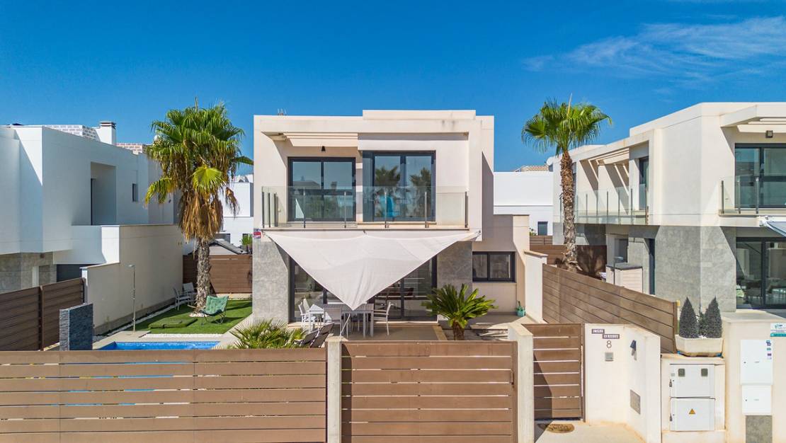 Venta - Chalet - Benidorm - Urb Entre Naranjos