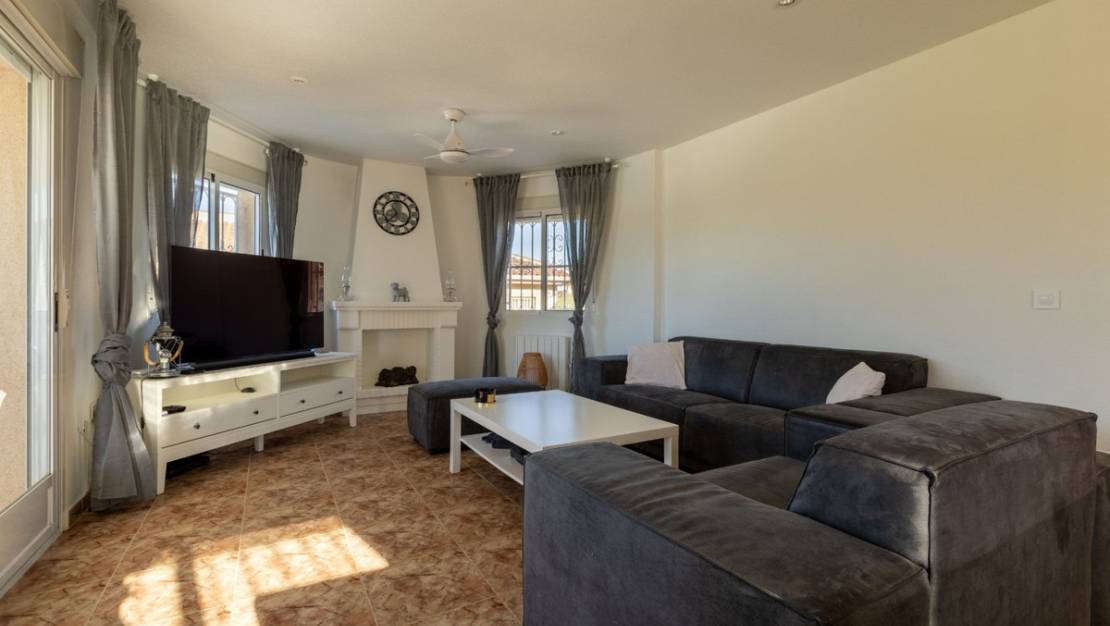 Venta - Chalet - Benijofar