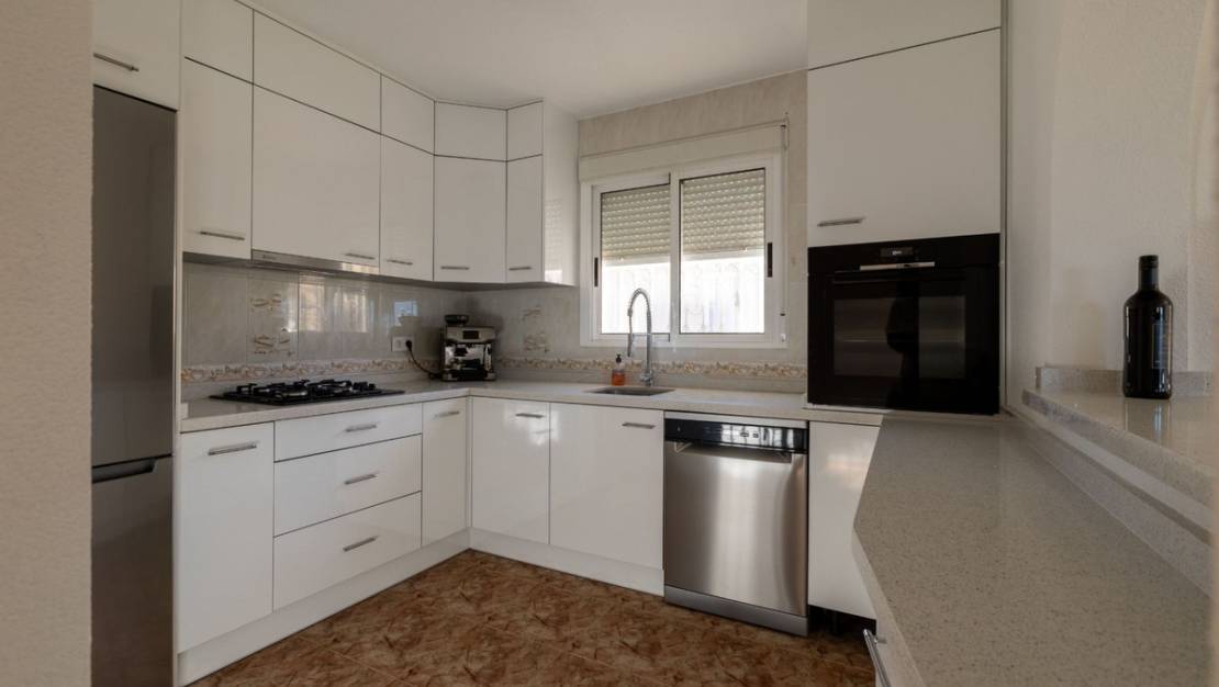 Venta - Chalet - Benijofar