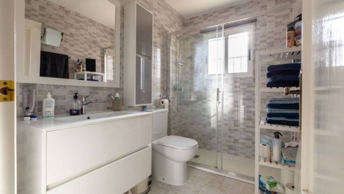 Venta - Chalet - Benijofar