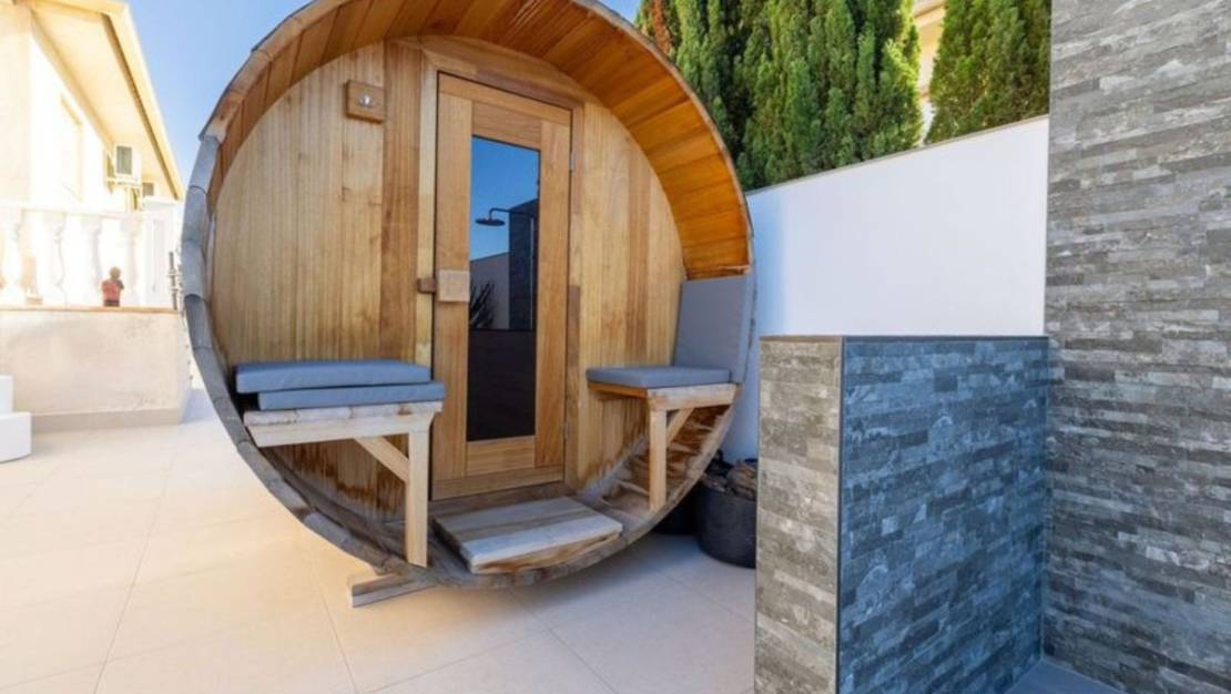 Venta - Chalet - Benijofar