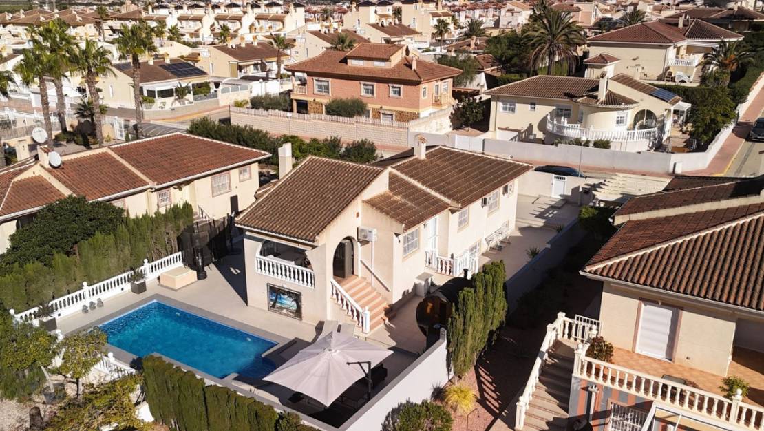 Venta - Chalet - Benijofar