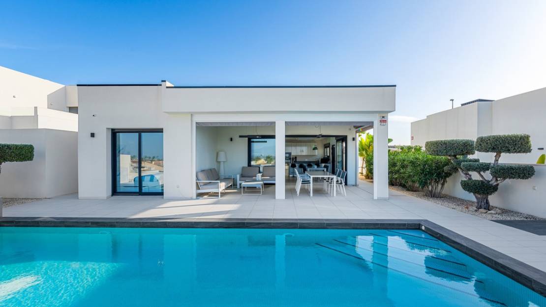 Venta - Chalet - Benijofar