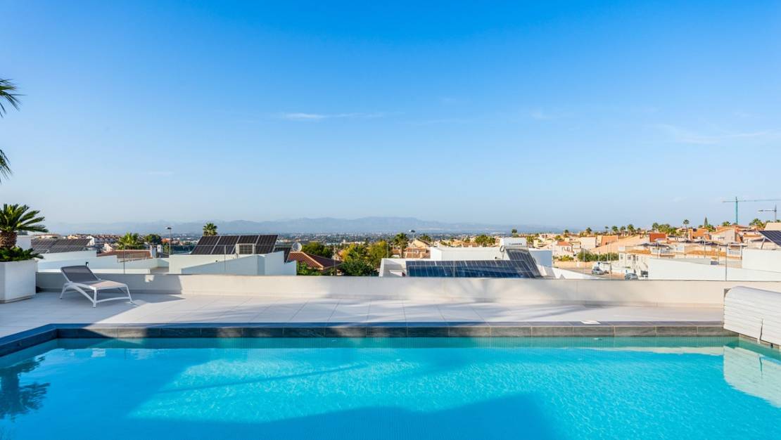 Venta - Chalet - Benijofar