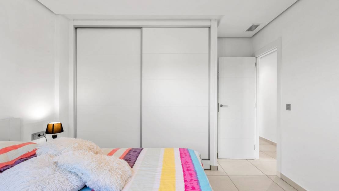 Venta - Chalet - Benijofar