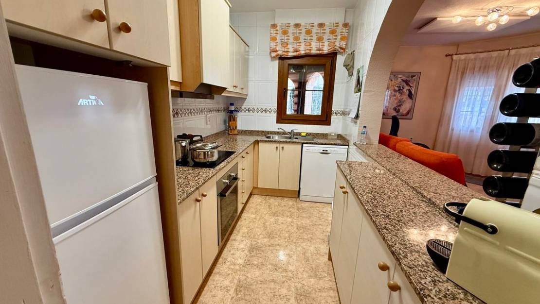 Venta - Chalet - Benijofar