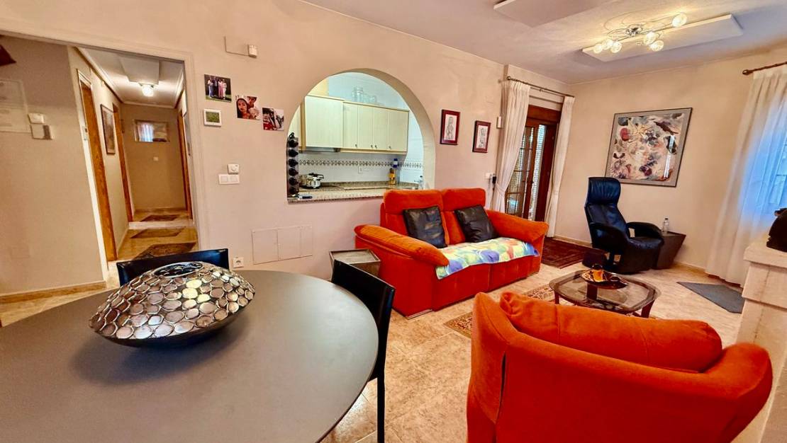 Venta - Chalet - Benijofar