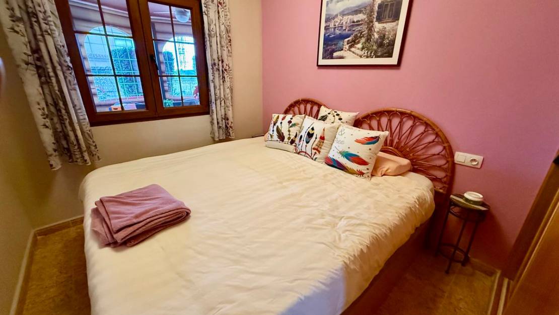 Venta - Chalet - Benijofar