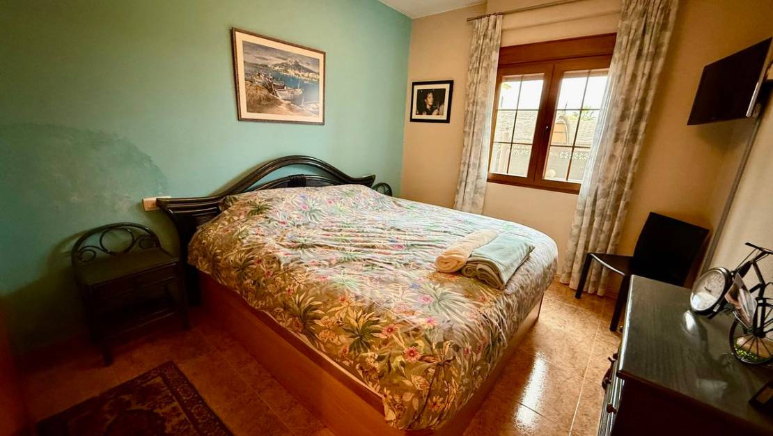 Venta - Chalet - Benijofar