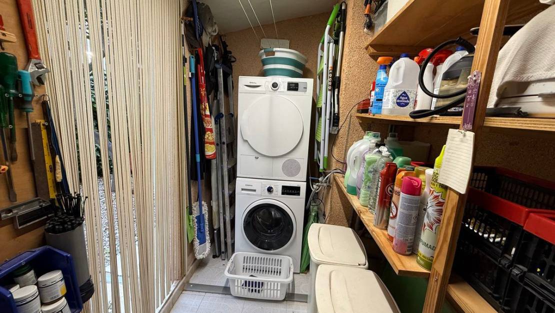 Venta - Chalet - Benijofar