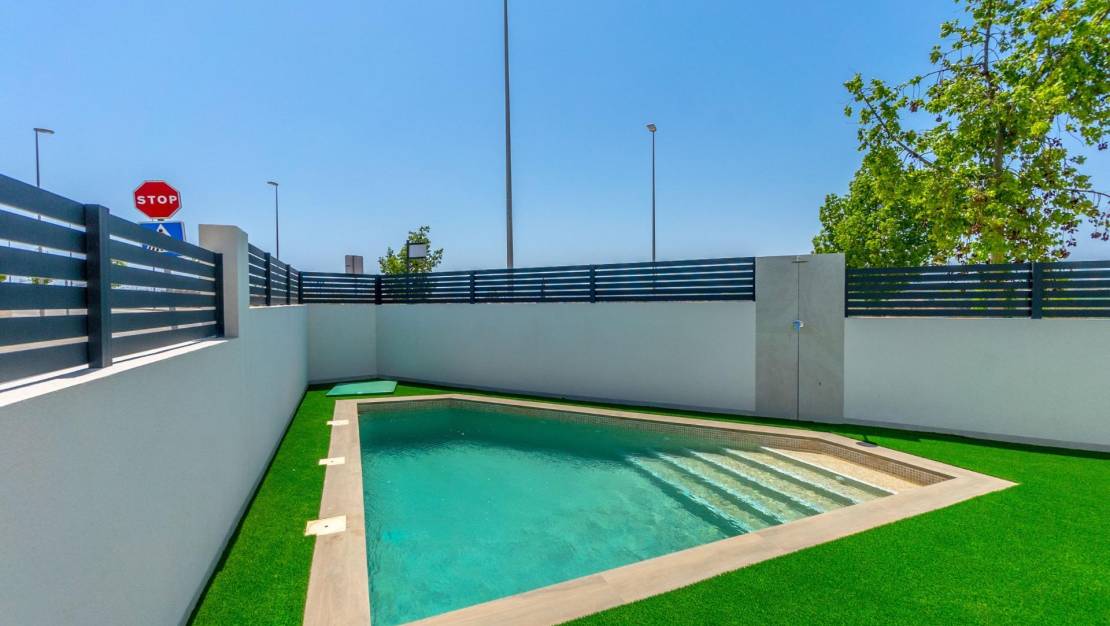 Venta - Chalet - Benijofar