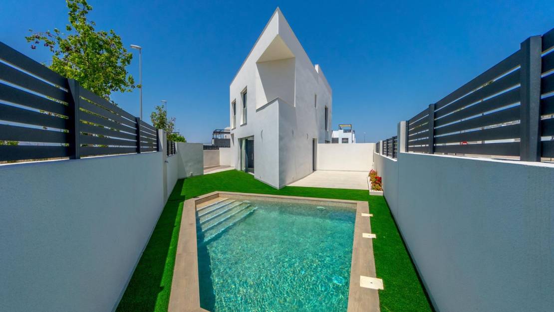 Venta - Chalet - Benijofar