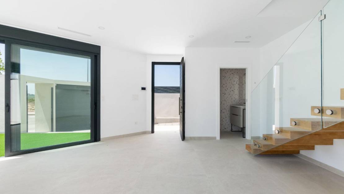 Venta - Chalet - Benijofar
