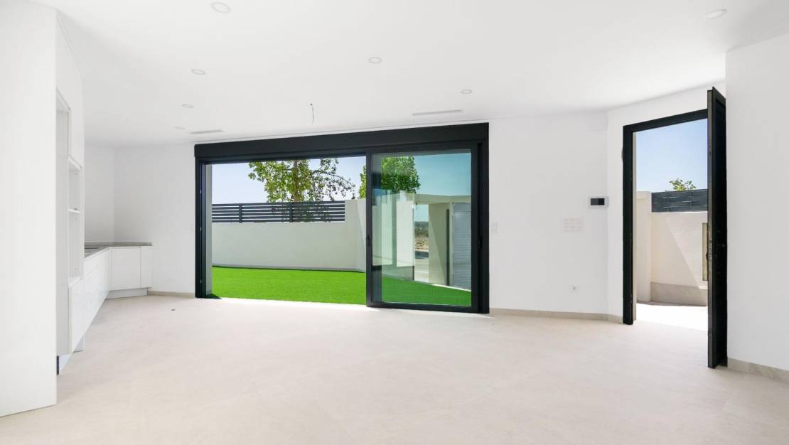 Venta - Chalet - Benijofar