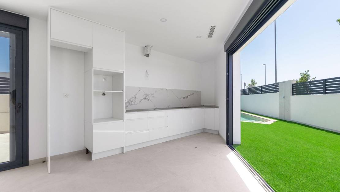 Venta - Chalet - Benijofar
