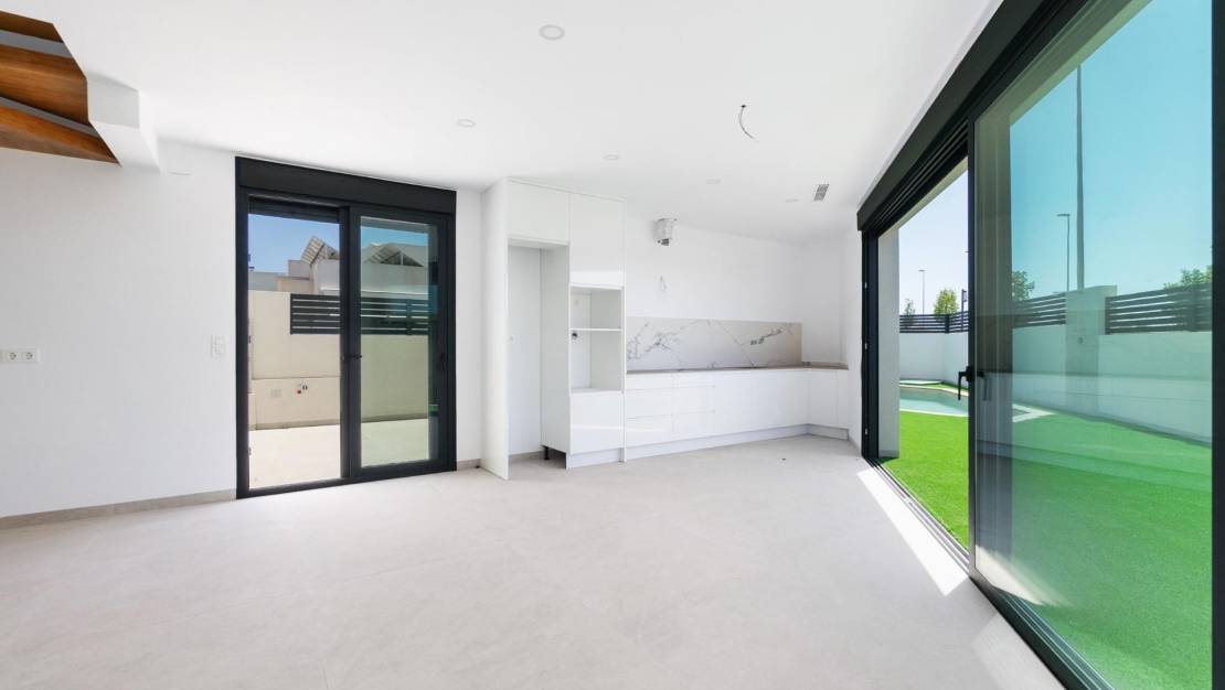 Venta - Chalet - Benijofar