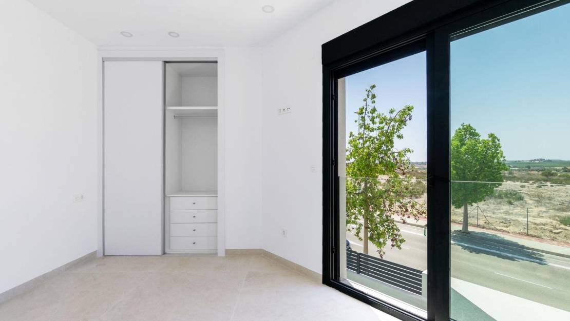 Venta - Chalet - Benijofar