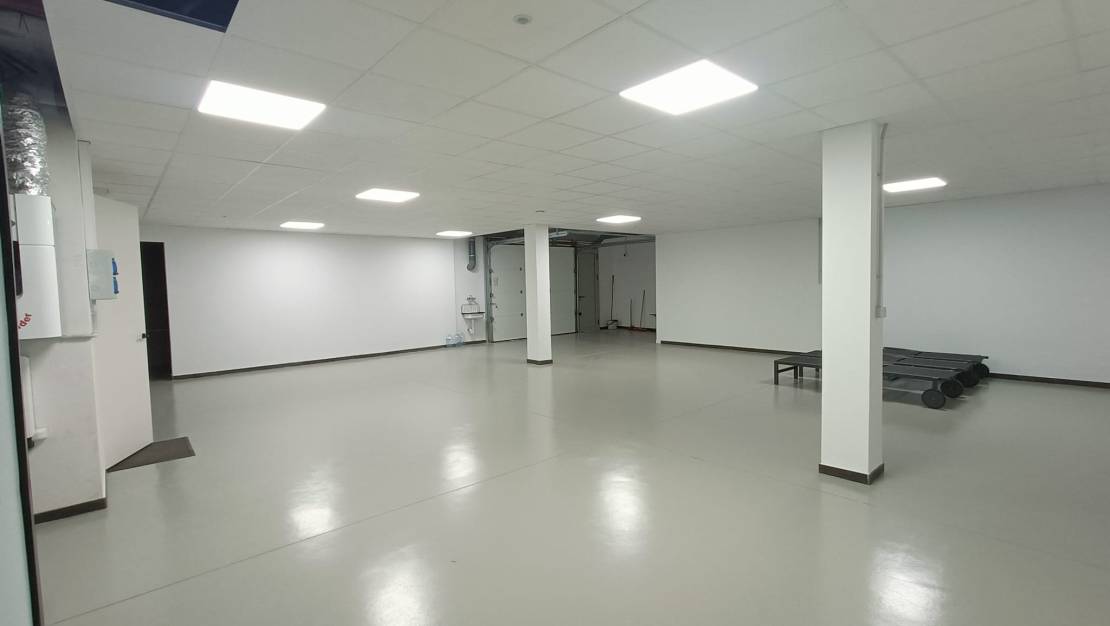 Venta - Chalet - Benijofar