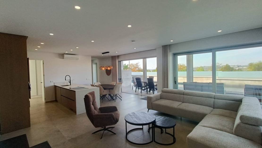 Venta - Chalet - Benijofar