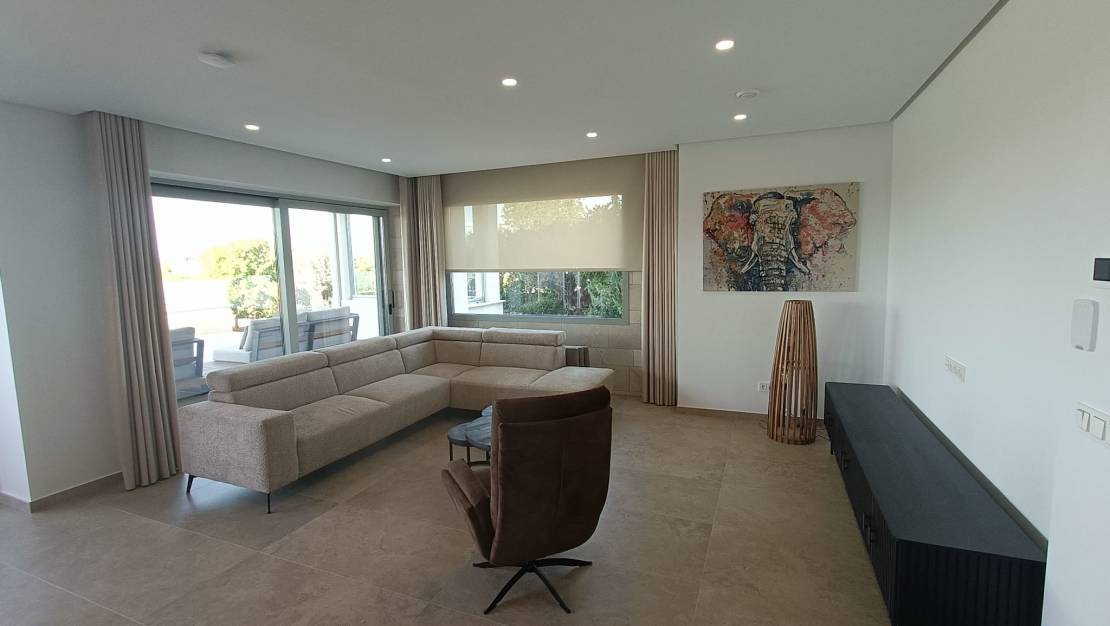 Venta - Chalet - Benijofar