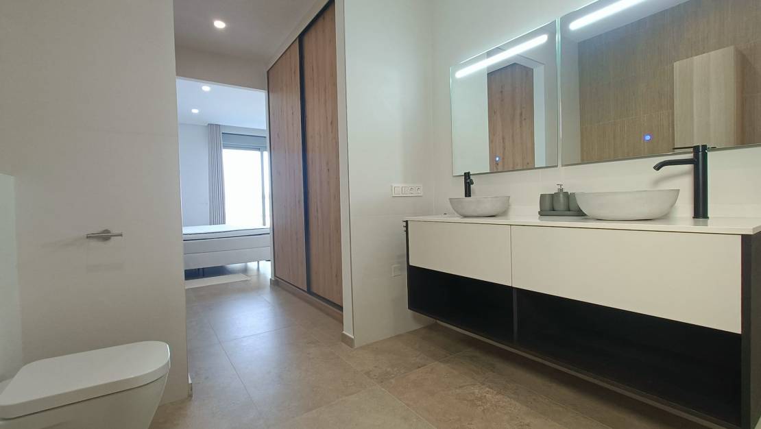 Venta - Chalet - Benijofar
