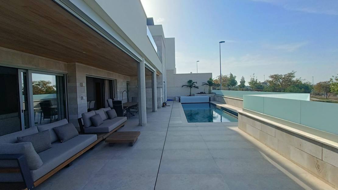 Venta - Chalet - Benijofar