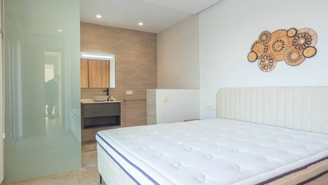 Venta - Chalet - Benijofar