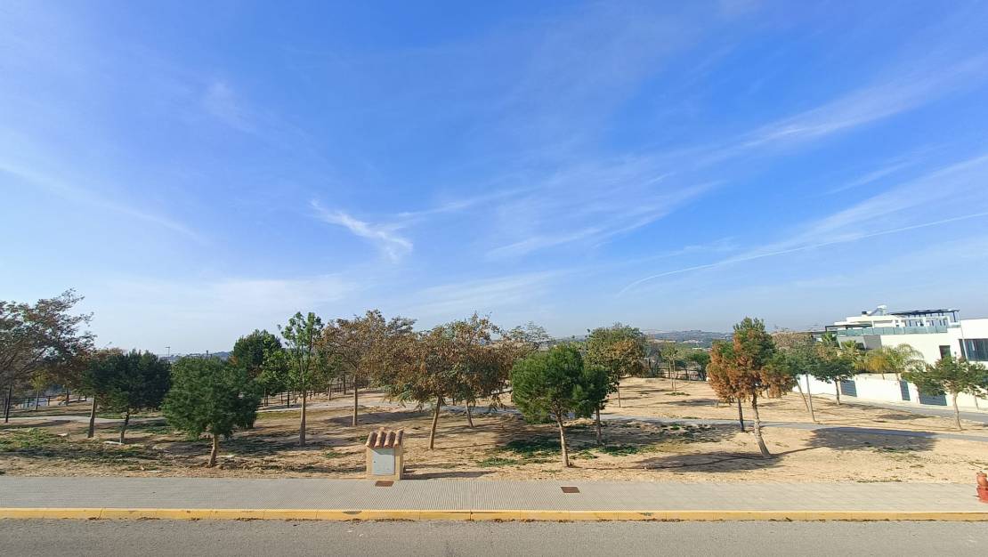 Venta - Chalet - Benijofar