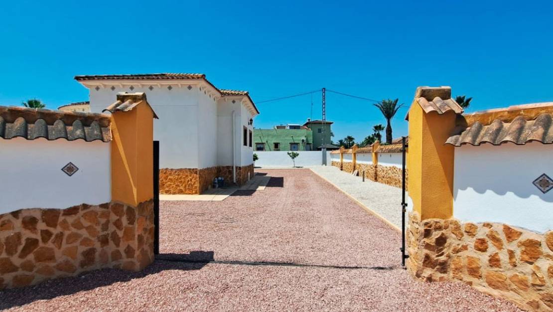 Venta - Chalet - Catral - Catral Centro