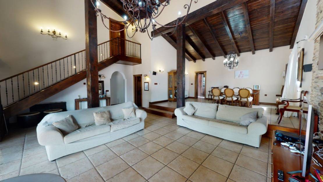 Venta - Chalet - Catral
