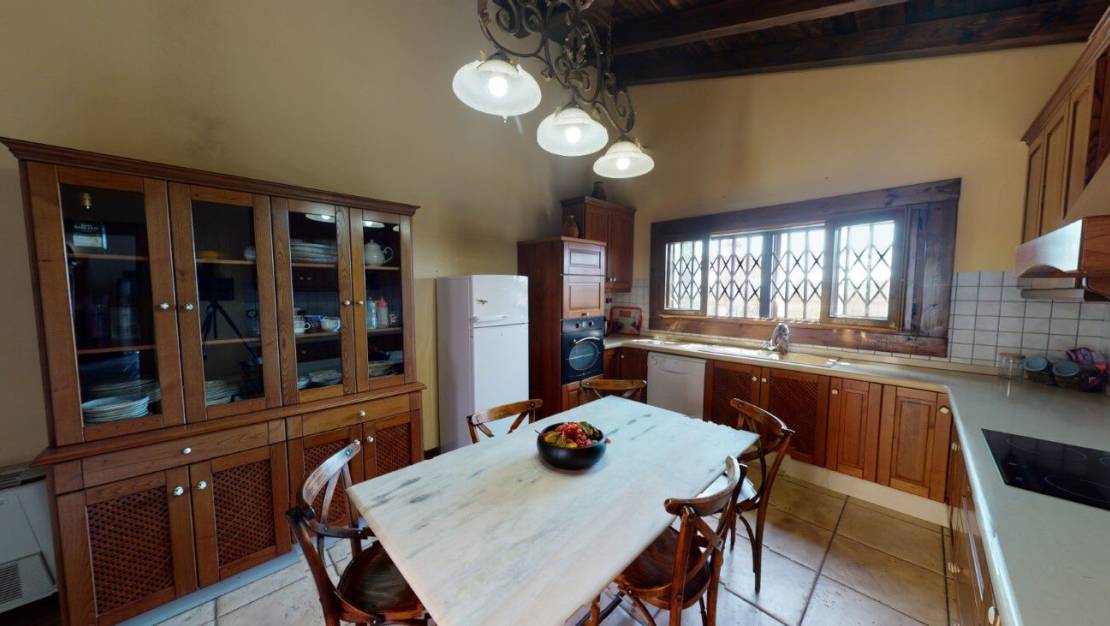 Venta - Chalet - Catral