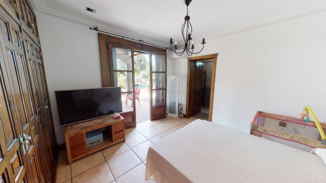 Venta - Chalet - Catral