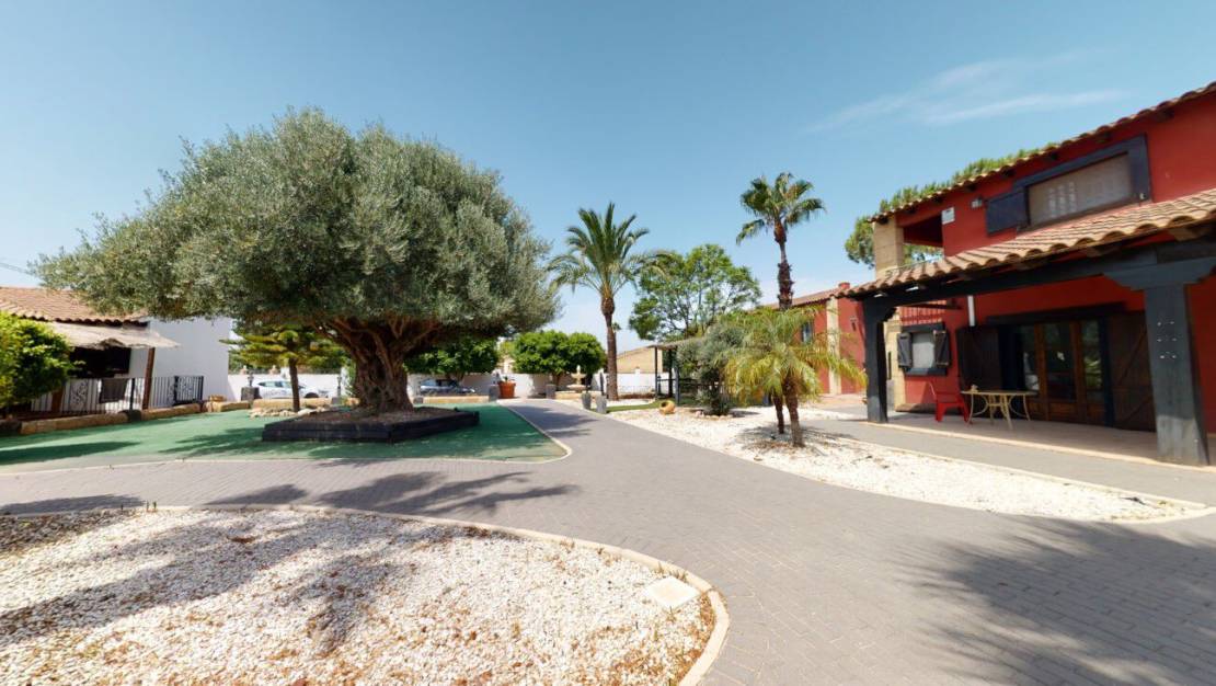 Venta - Chalet - Catral