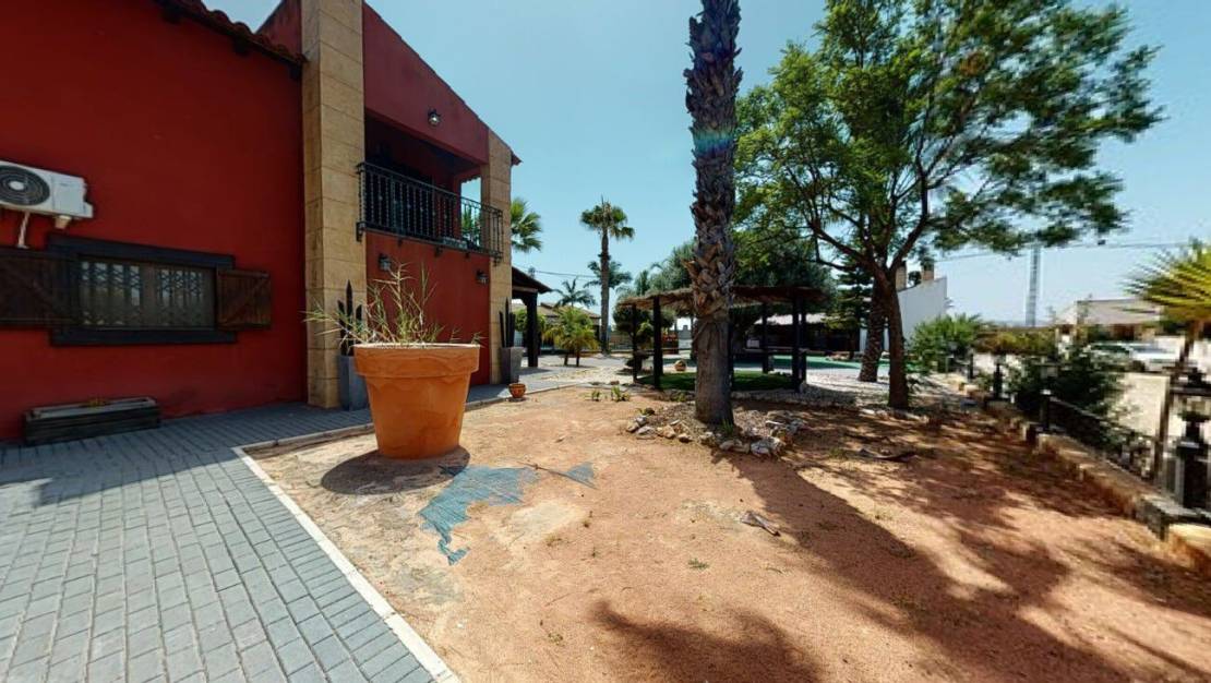 Venta - Chalet - Catral