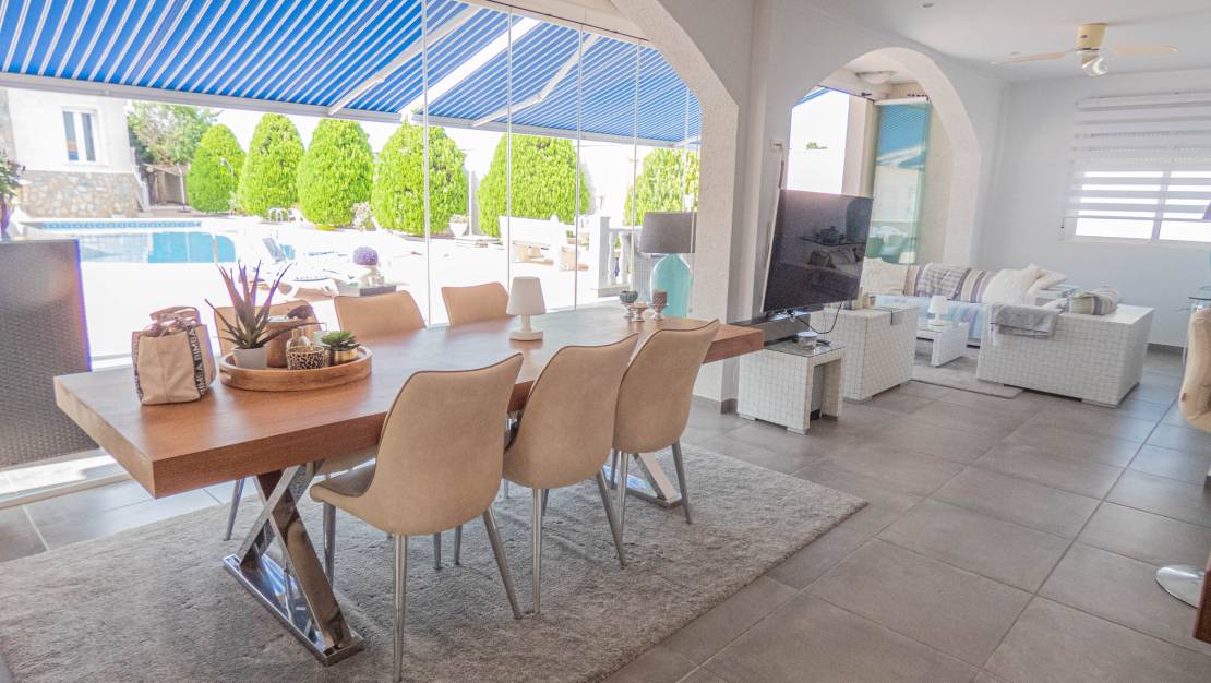 Venta - Chalet - Ciudad Quesada