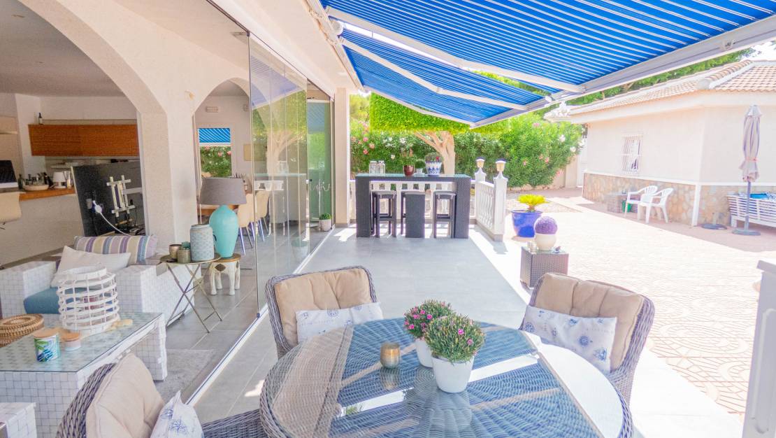 Venta - Chalet - Ciudad Quesada