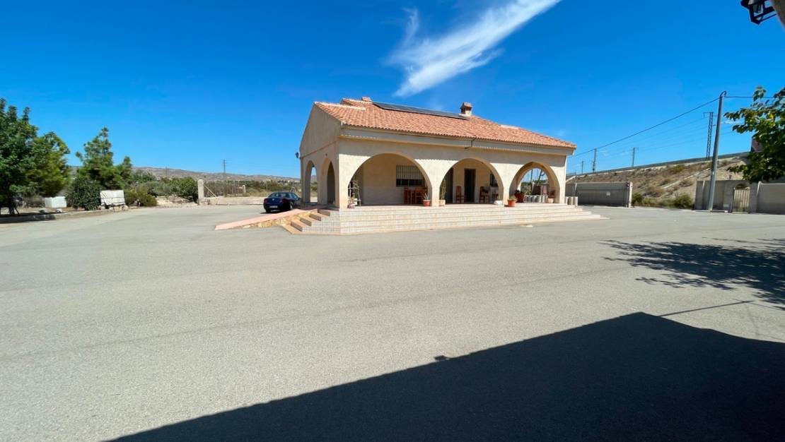 Venta - Chalet - Crevillente - Crevillent - Crevillente - Crevillent Centro