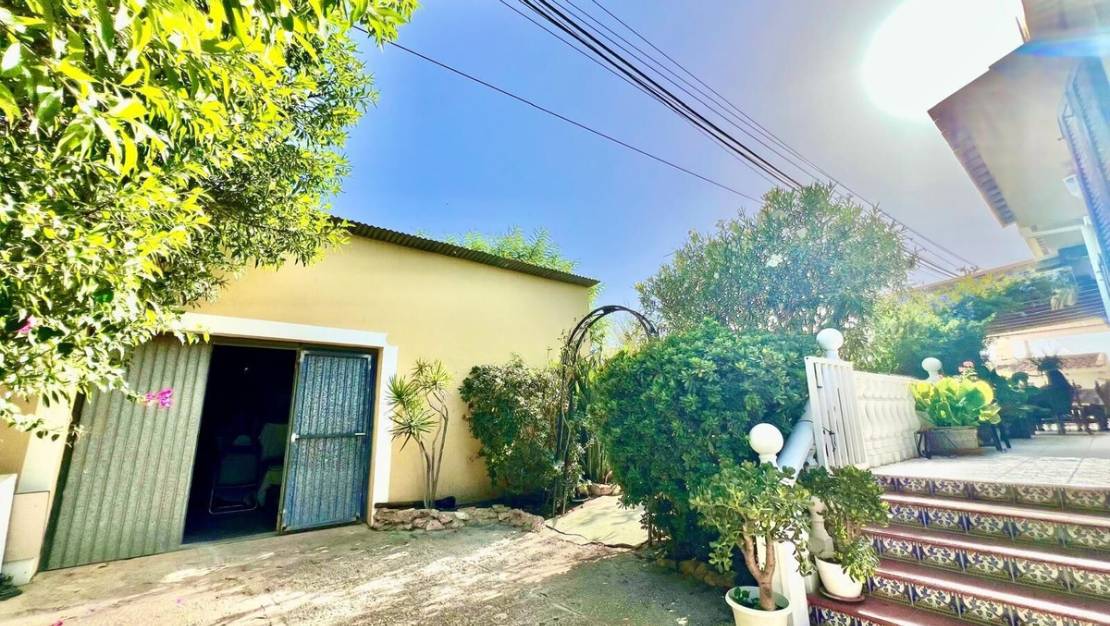 Venta - Chalet - Daya Vieja