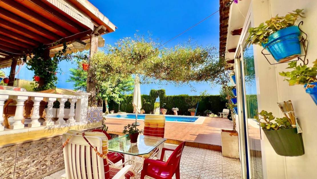 Venta - Chalet - Daya Vieja