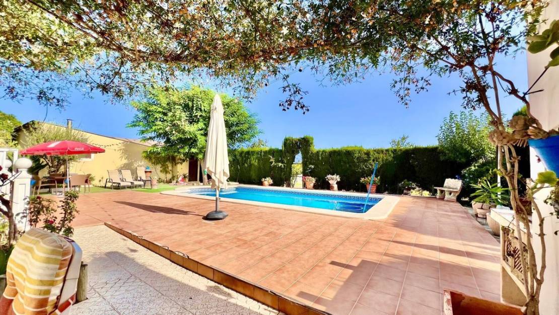 Venta - Chalet - Daya Vieja