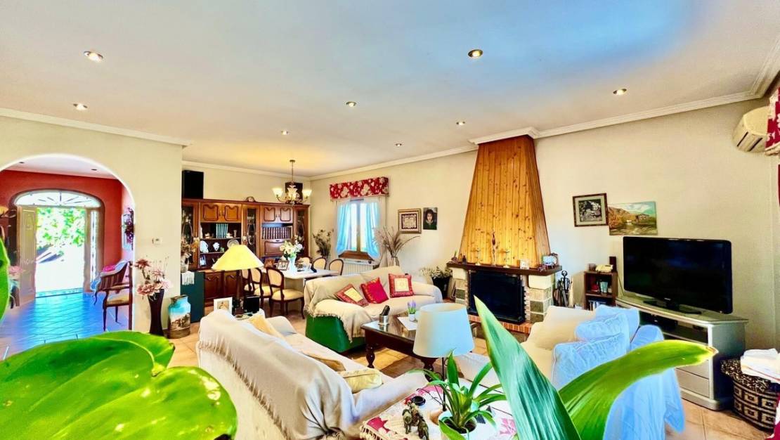 Venta - Chalet - Daya Vieja