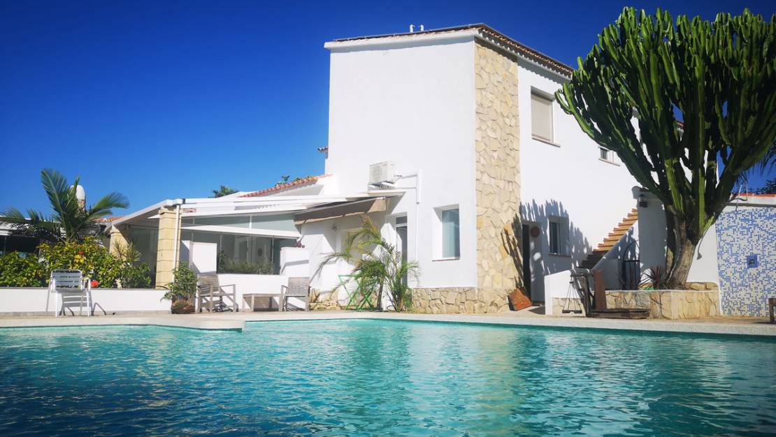 Venta - Chalet - Denia - Denia Centro