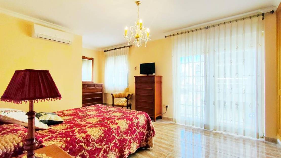 Venta - Chalet - Denia - Denia Centro