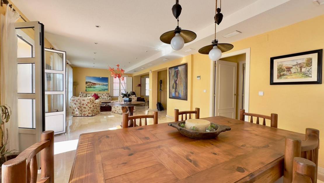 Venta - Chalet - Finestrat