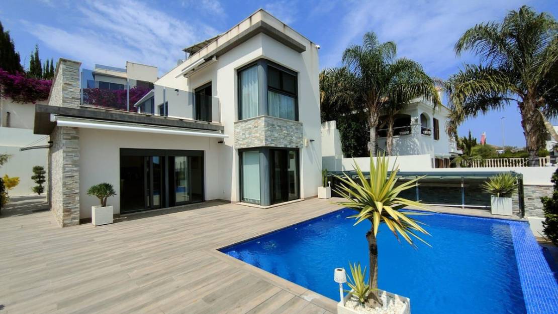 Venta - Chalet - Finestrat