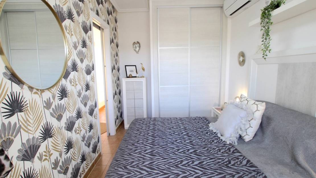 Venta - Chalet - Guardamar del Segura - Guardamar del Segura Centro