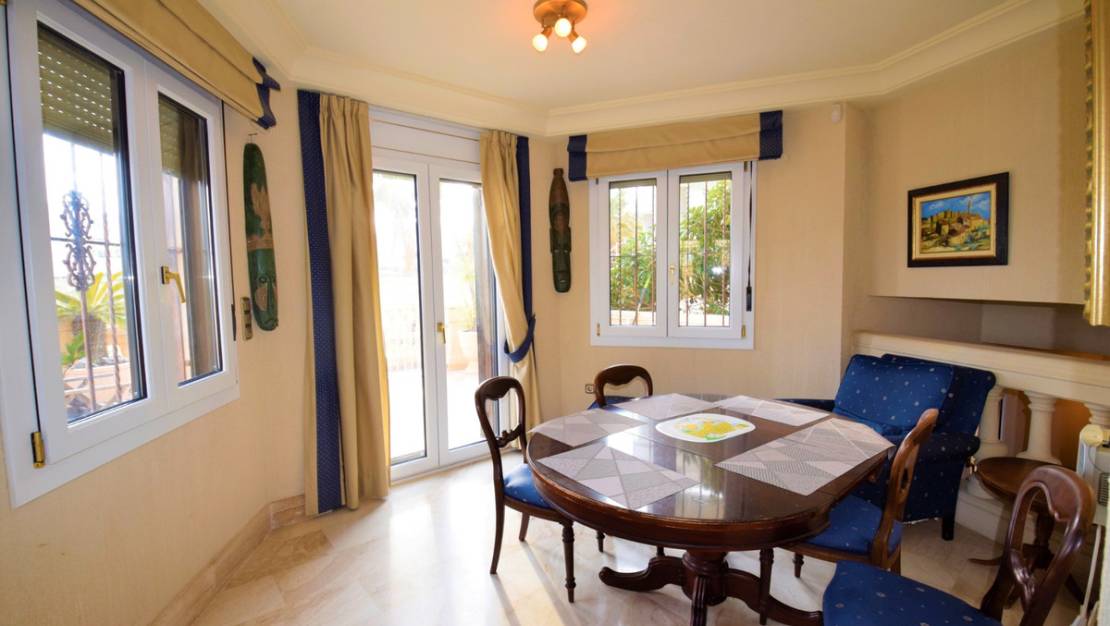 Venta - Chalet - Guardamar del Segura - Guardamar del Segura Centro