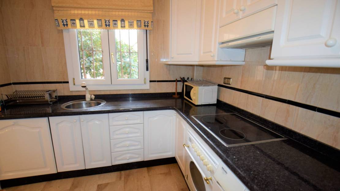 Venta - Chalet - Guardamar del Segura - Guardamar del Segura Centro